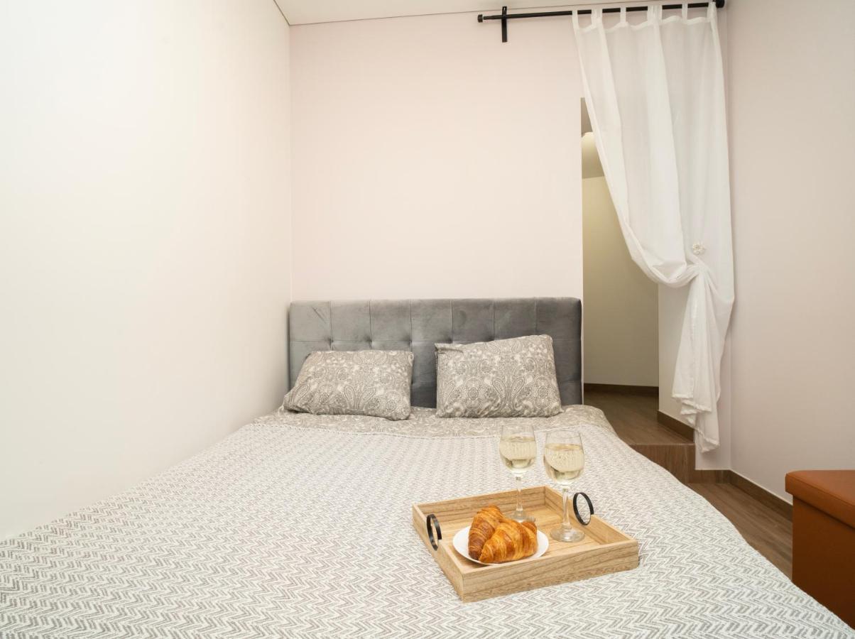 Downhill Apartment On The Groundfloor 카우나스 외부 사진